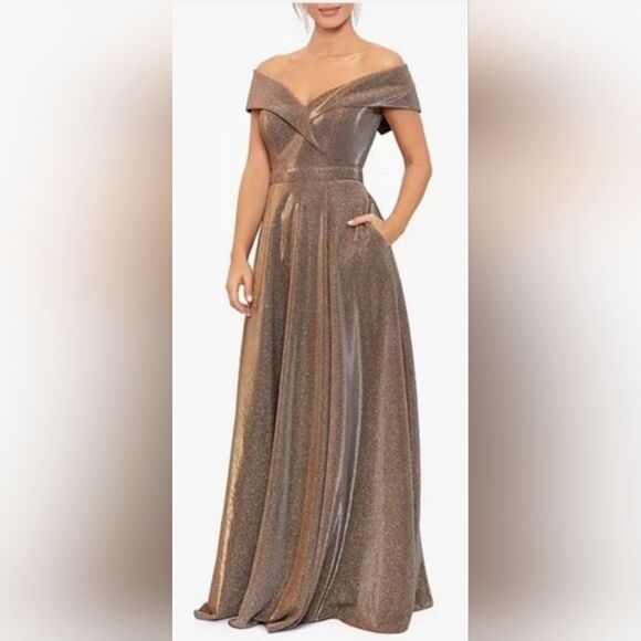 Xscape Estelle Off The Shoulder Long Glitter Dress NWT size 8 Gold - Picture 1 of 5